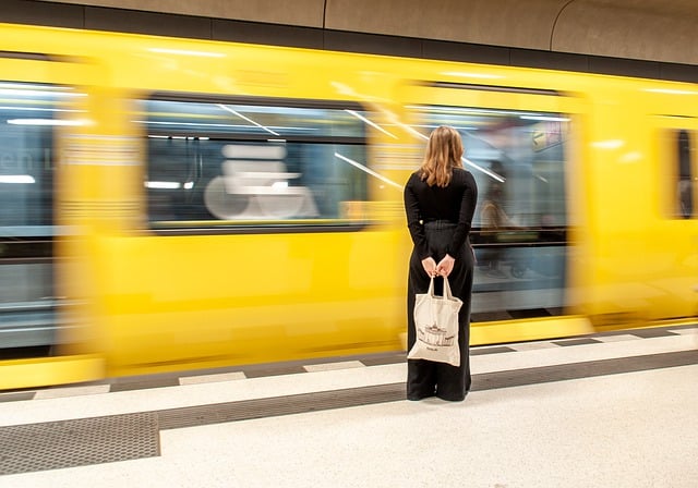 rüyada metroya binmek